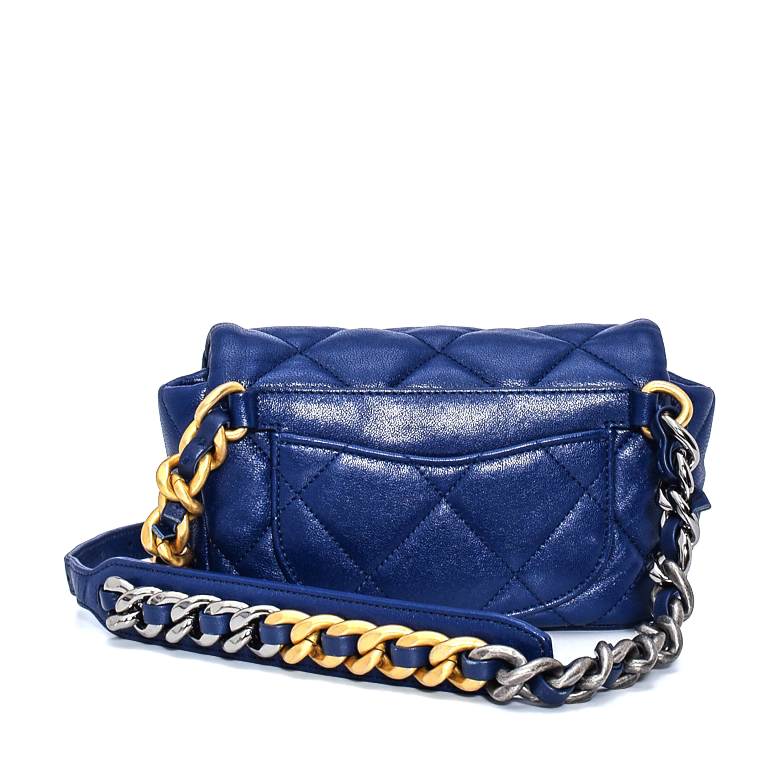 Chanel - Navy Blue Quilted Goatskin no19 Belt Bag 